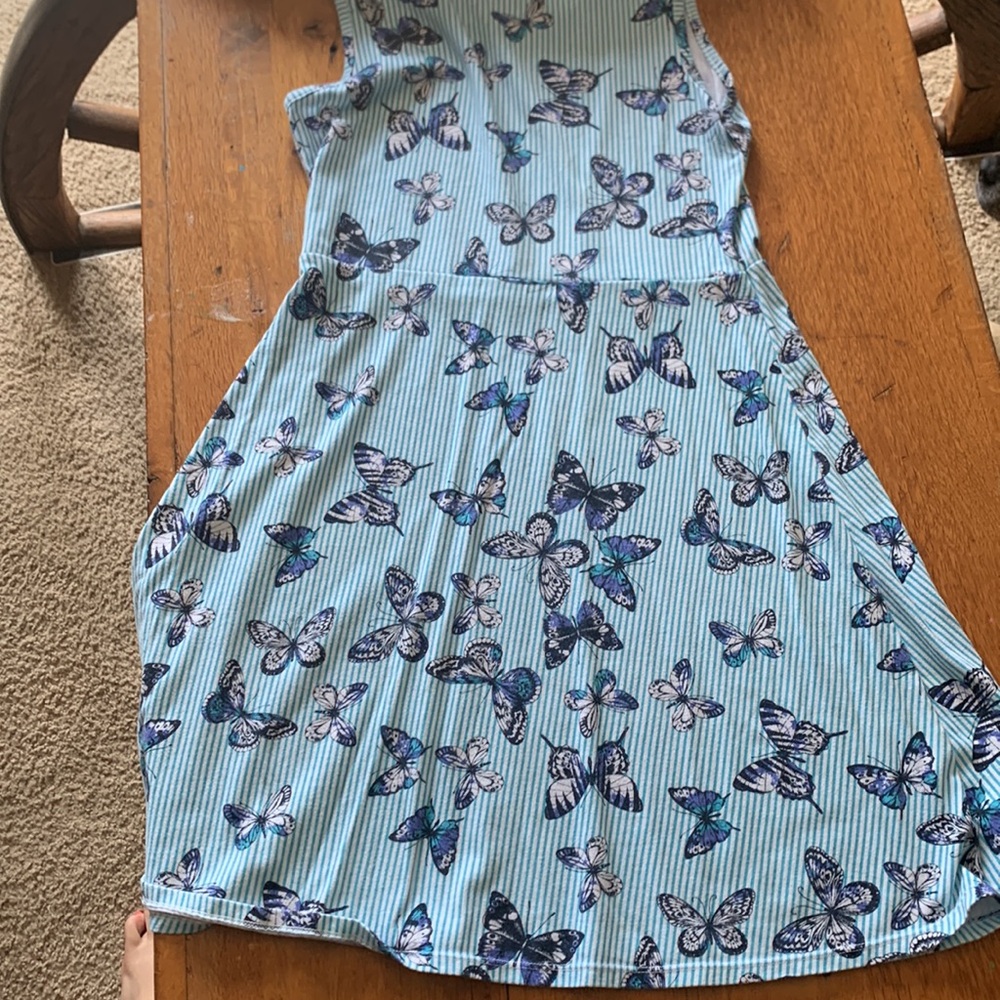 Dress - Picture 2 of 2